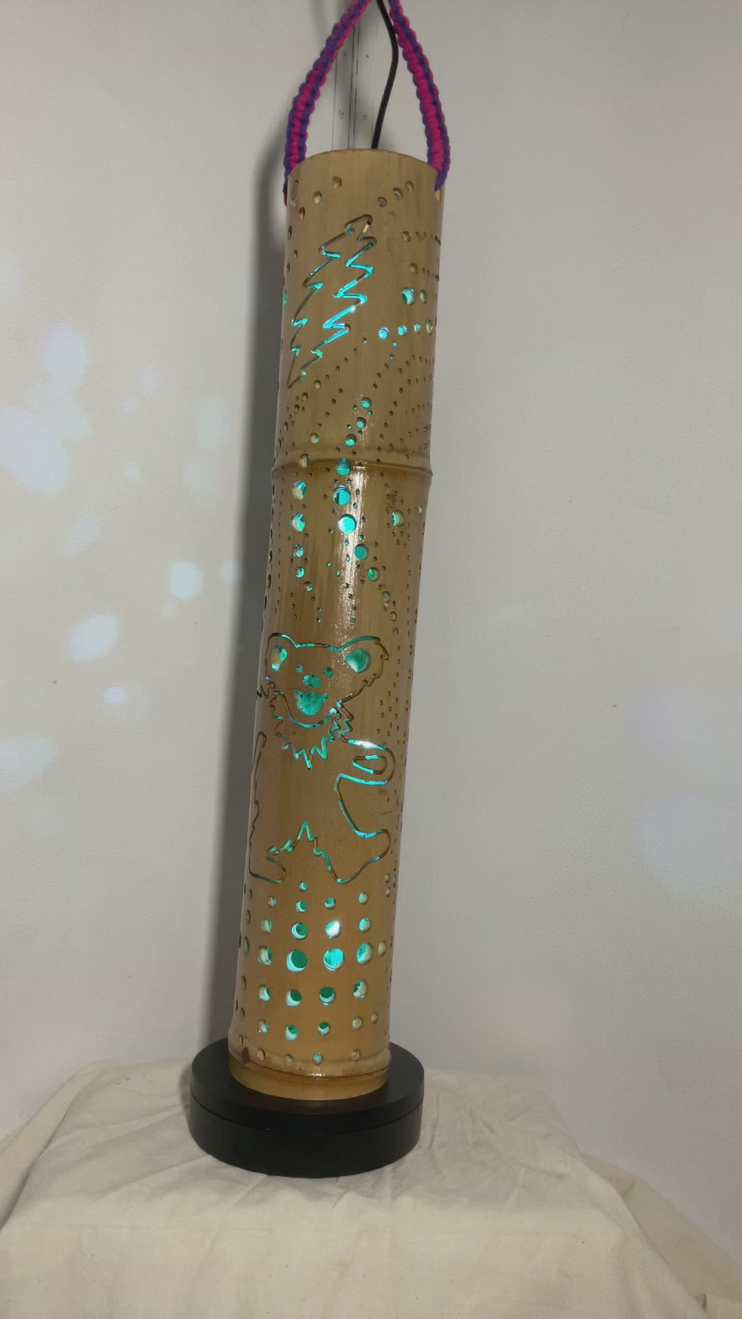 18" Lantern Dancing Bear/Bolt Theme Signature LED effects