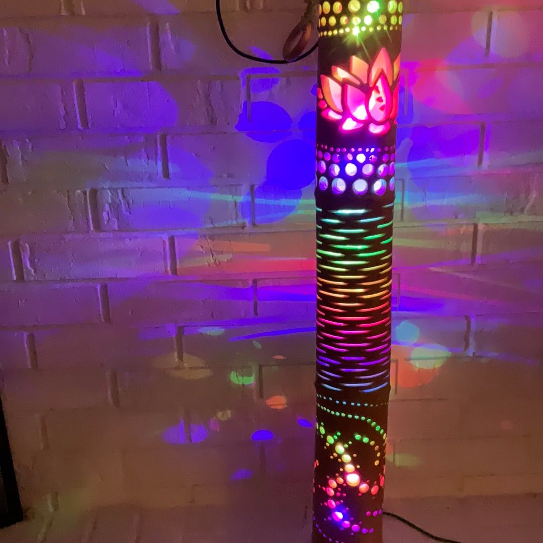 30" Lantern Lotus Design - Signature LED effects