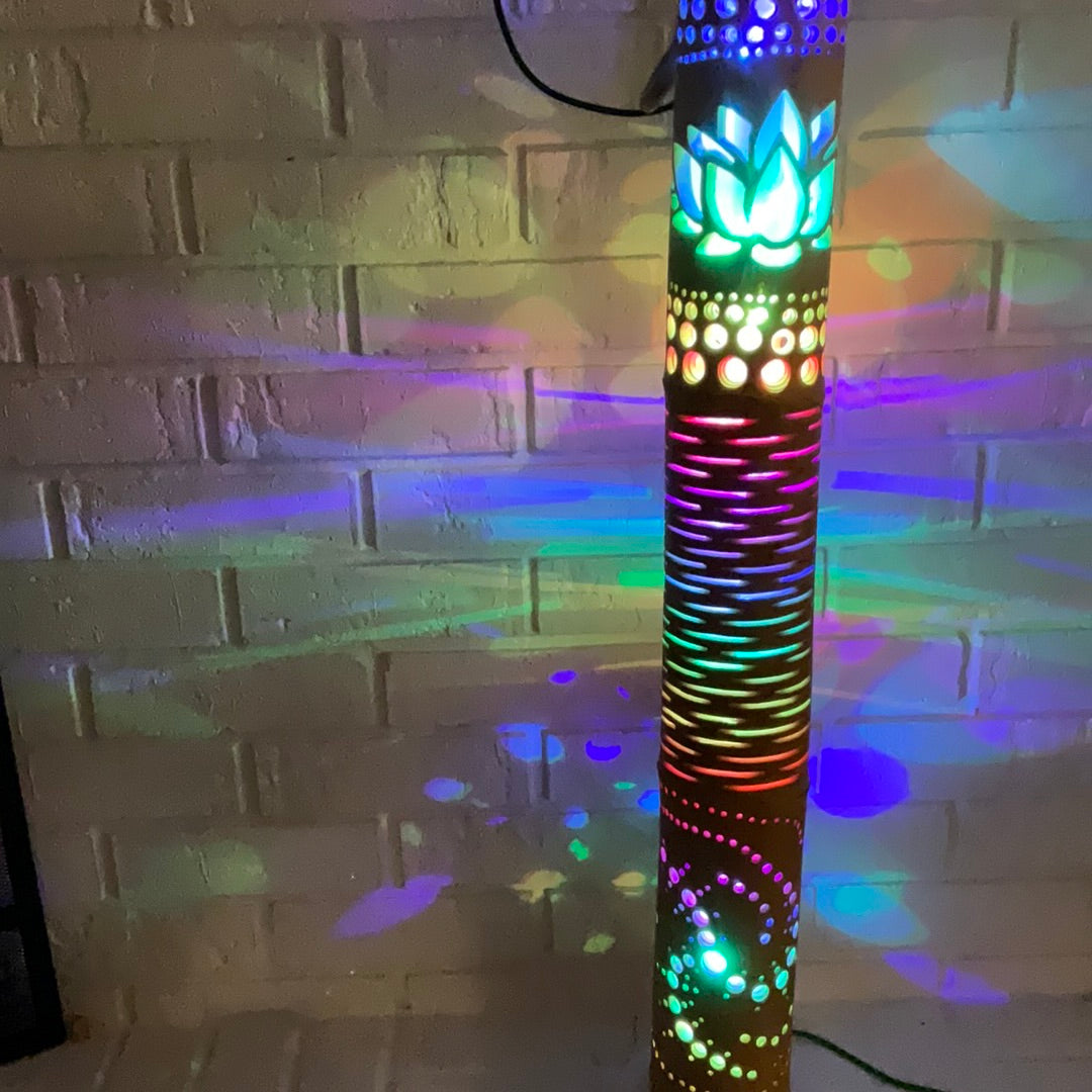 30" Lantern Lotus Design - Signature LED effects