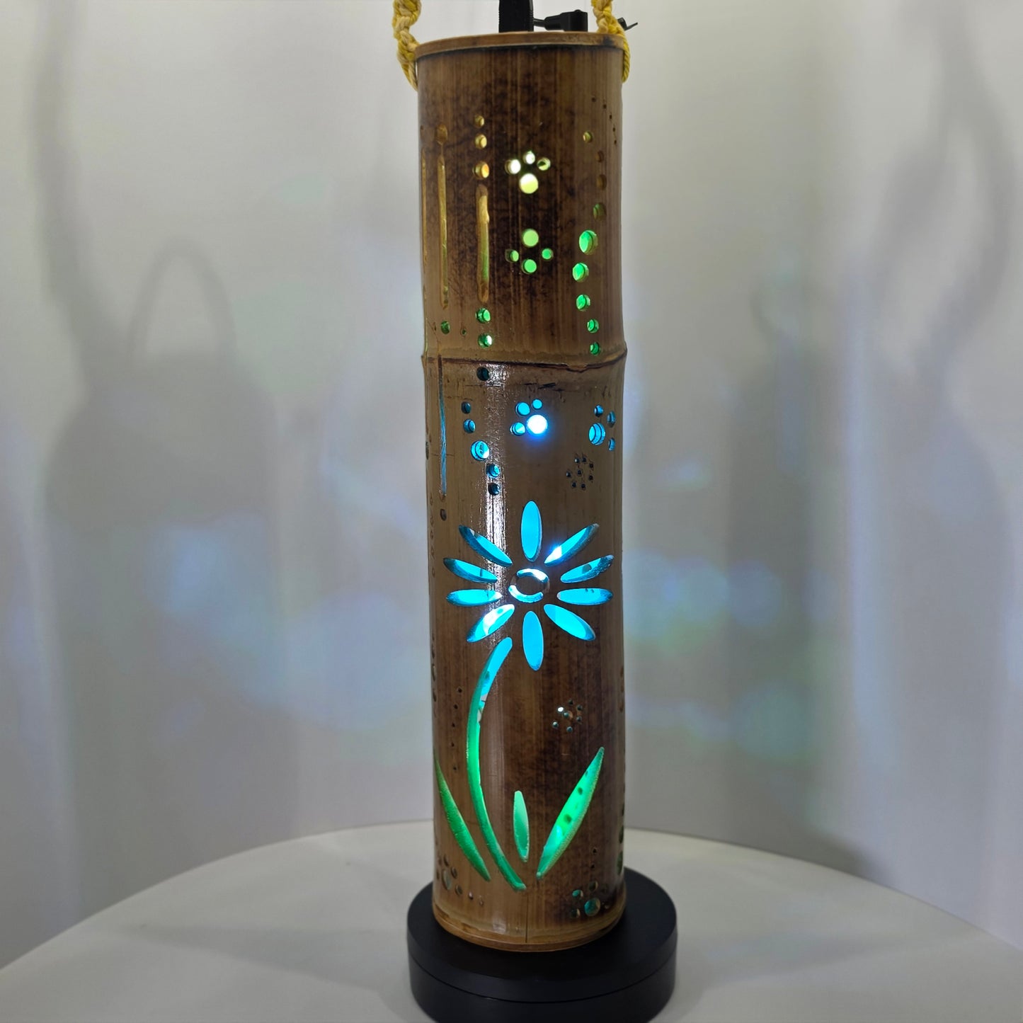 Bamboo Lantern - Daisy