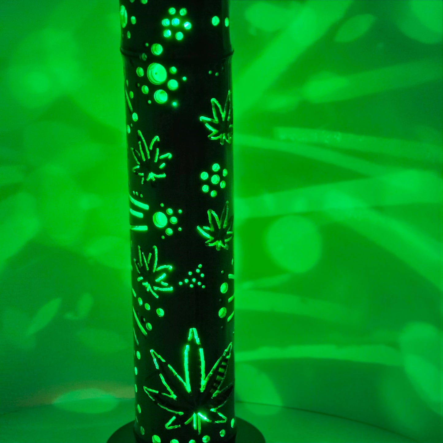Bamboo Lantern - Weed